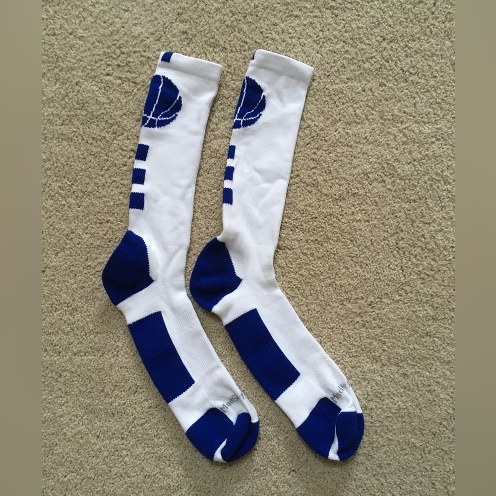 NWOT Basketball/athletic socks